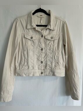 Free People SzS Women “Rumors” White/Cream Buttoned Collared Denim Jacket